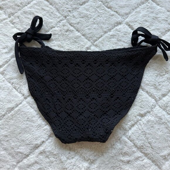 Victoria's Secret | Black Tie side Crochet Bikini Bottoms | Size Medium - Picture 3 of 8